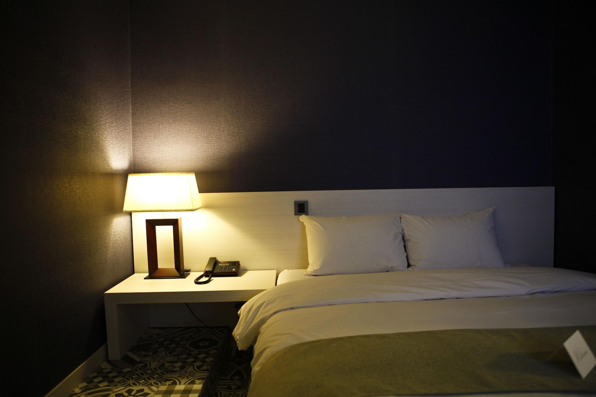 Hotel Doma Myeongdong Seoul Exterior photo