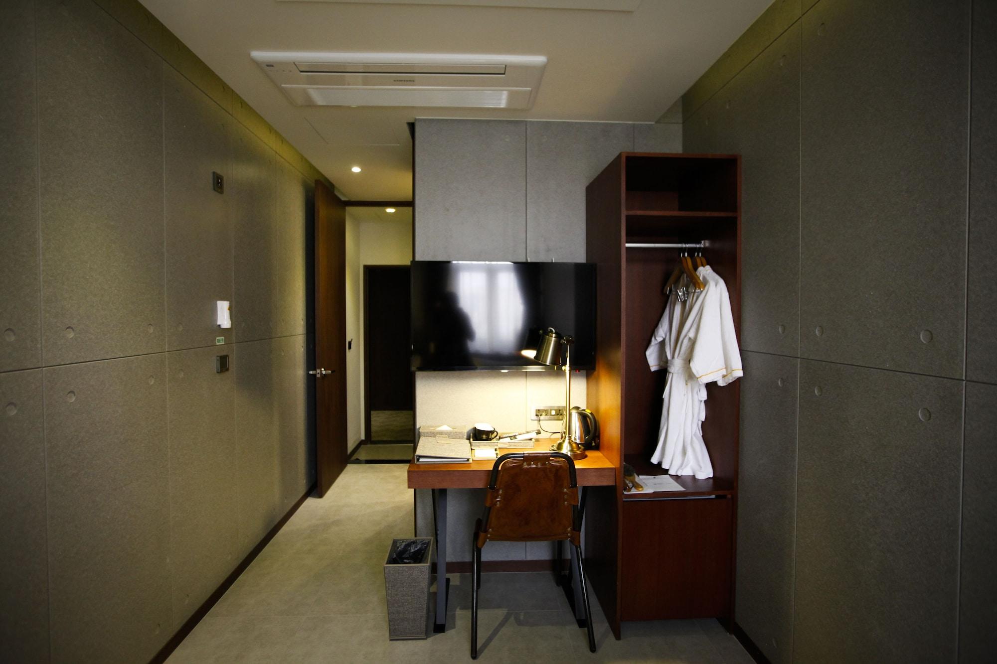 Hotel Doma Myeongdong Seoul Exterior photo